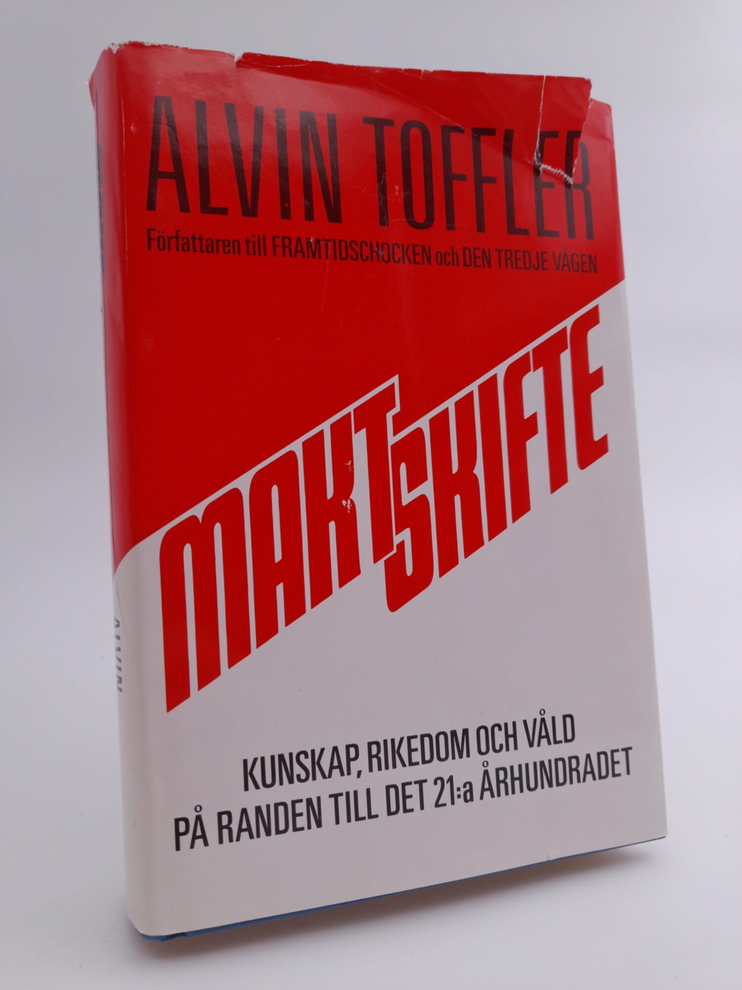 Toffler, Alvin | Maktskifte : Kunskap, rikedom och våld på randen till det 21:a århundradet