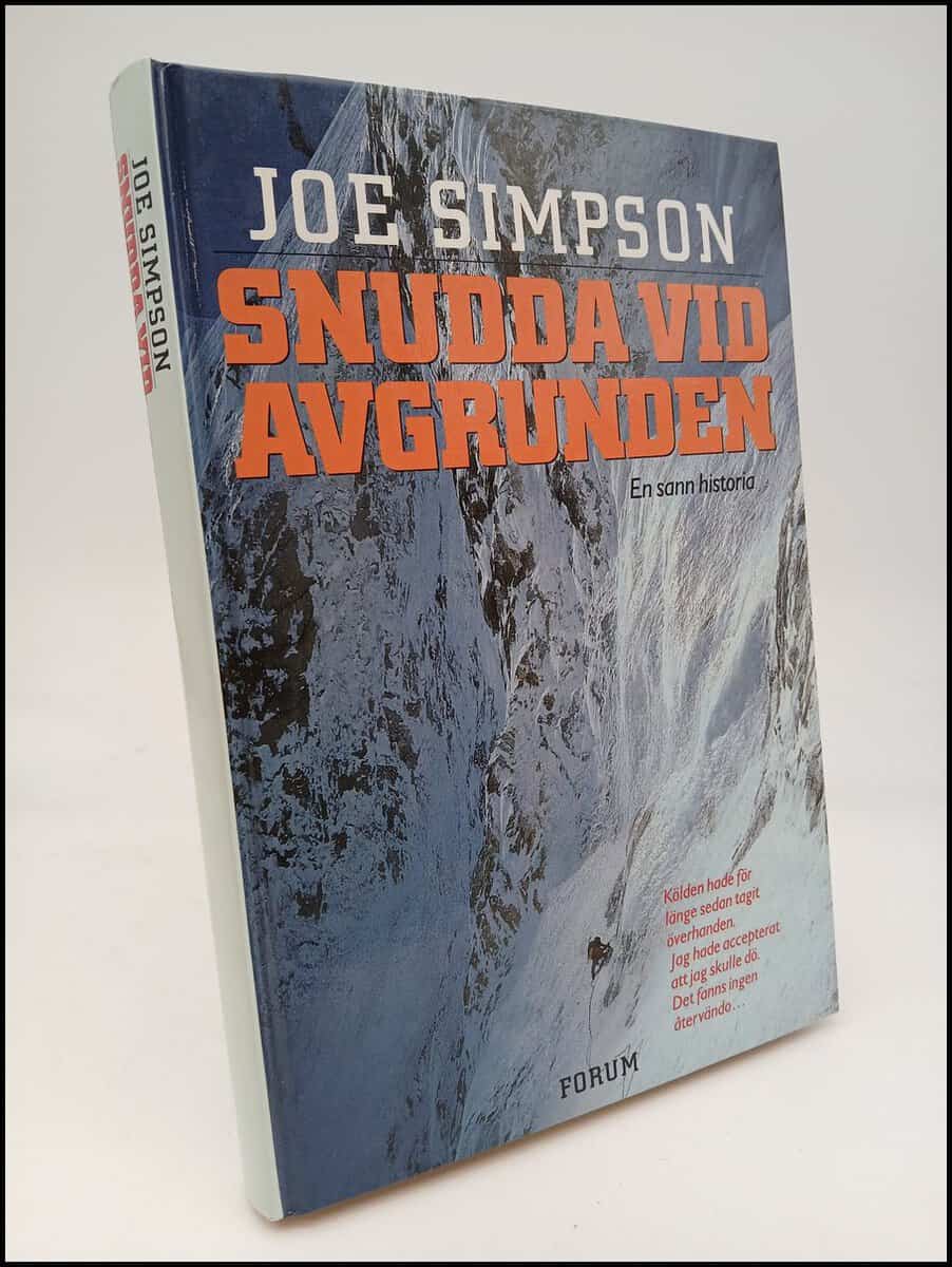 Simpson, Joe | Snudda vid avgrunden : En sann historia