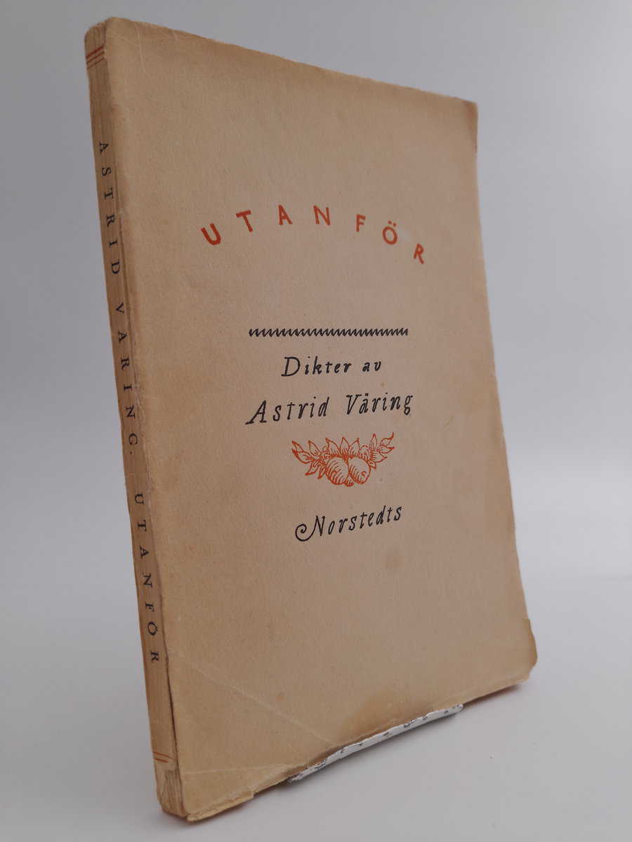 Väring, Astrid | Utanför