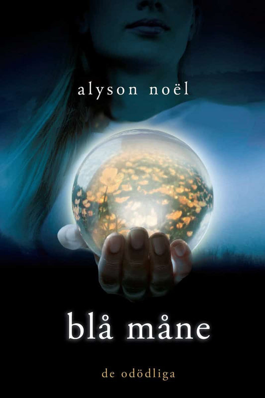 Noel, Alyson | Blå måne